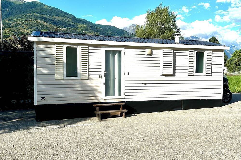Cottage 2 Mobilhome 2 Zimmer Unterkunft für 2 Erwachsene + 1 Kind auf Ecksofa in Leuk, Walliser Alpen