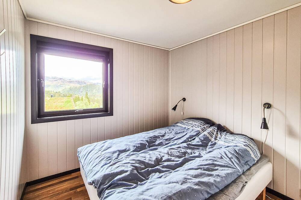 Lovely home in Skare with Wifi in Odda
