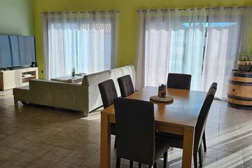 Cottage pour 6 personnes, avec jardin dans Lazer