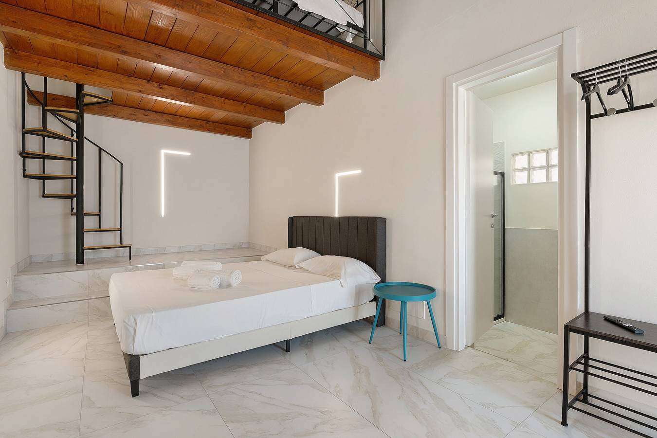 Mariì-kamer – Sikania Agrirelais, bergzicht