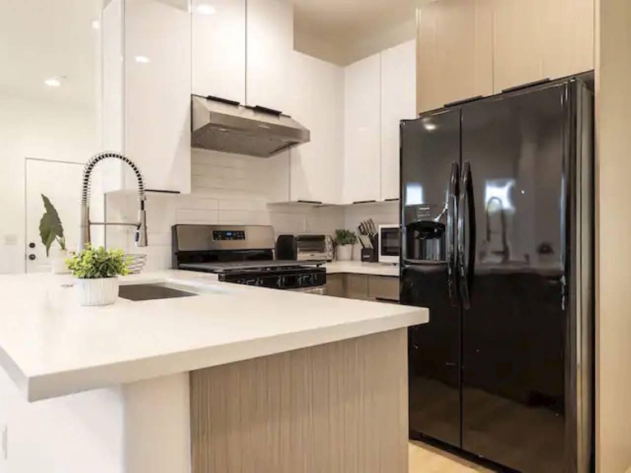 Modern Home in Westminster, Condado de Orange