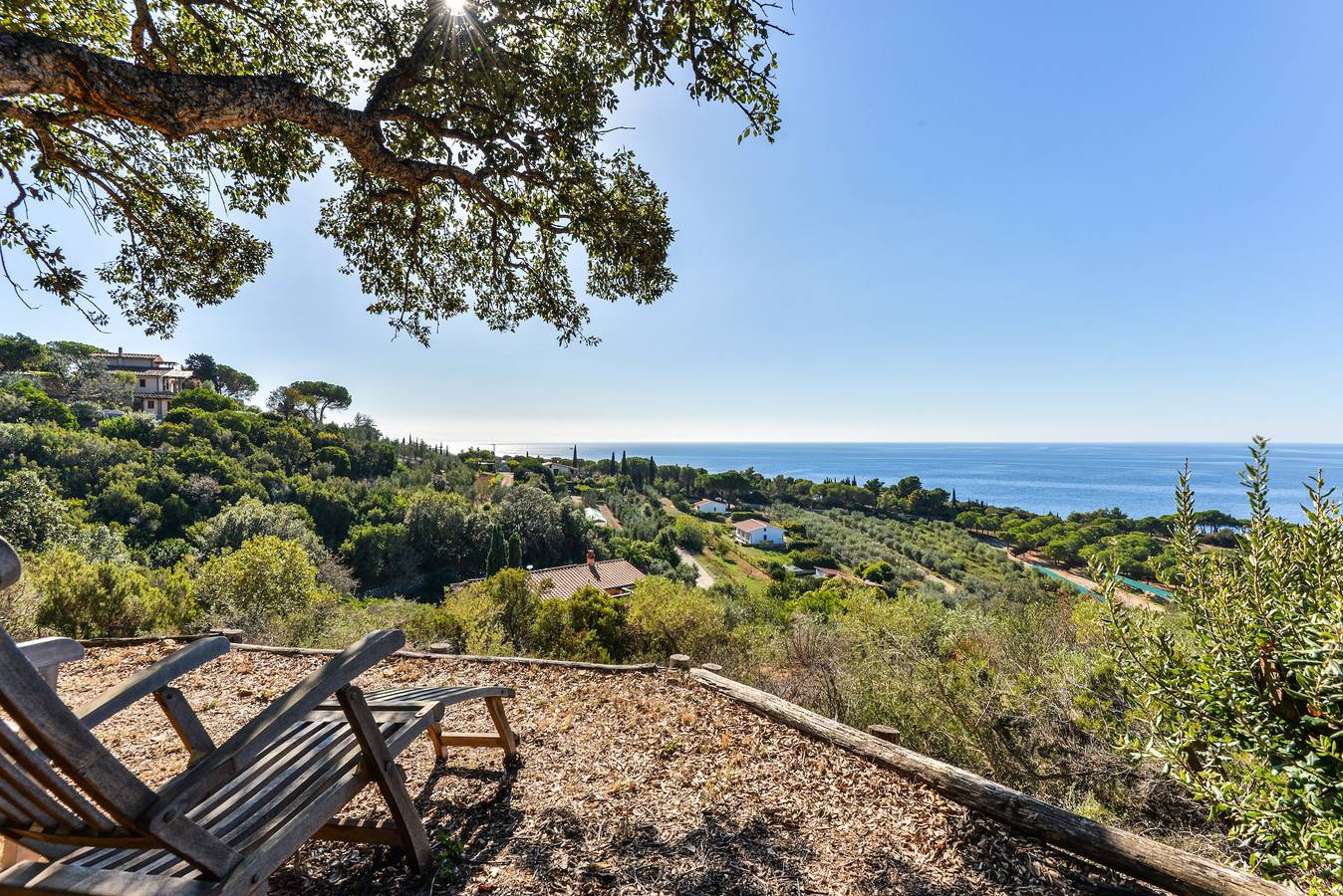 Villa 'Elba Offsite' with Sea View, Wi-Fi and Air Conditioning in Capoliveri, Elba