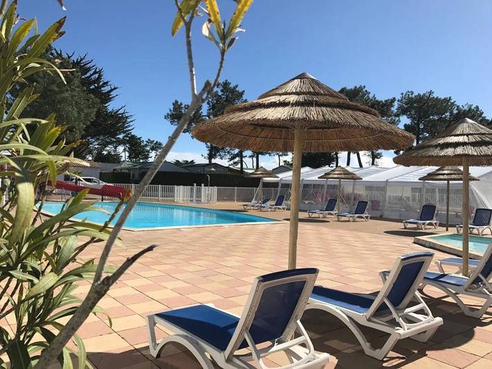 Camping pour 4 personnes, avec bassin pour enfant à La Faute-sur-Mer
