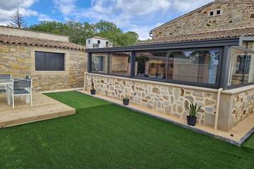 Gîte pour 4 personnes, avec terrasse et jardin à Brouzet-lès-Alès