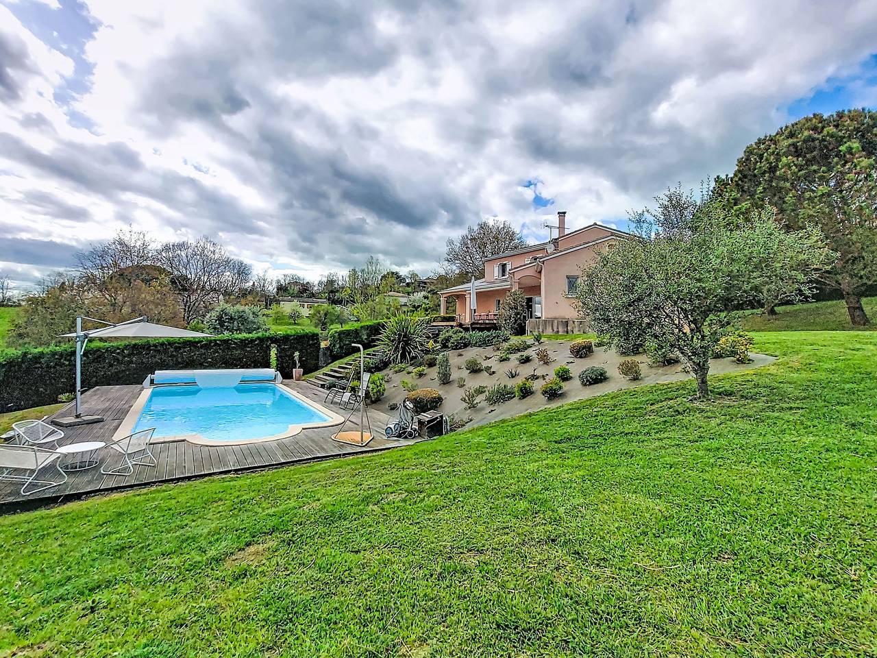 Monfabes in Villeneuve-sur-Lot, Région de Villeneuve-sur-Lot