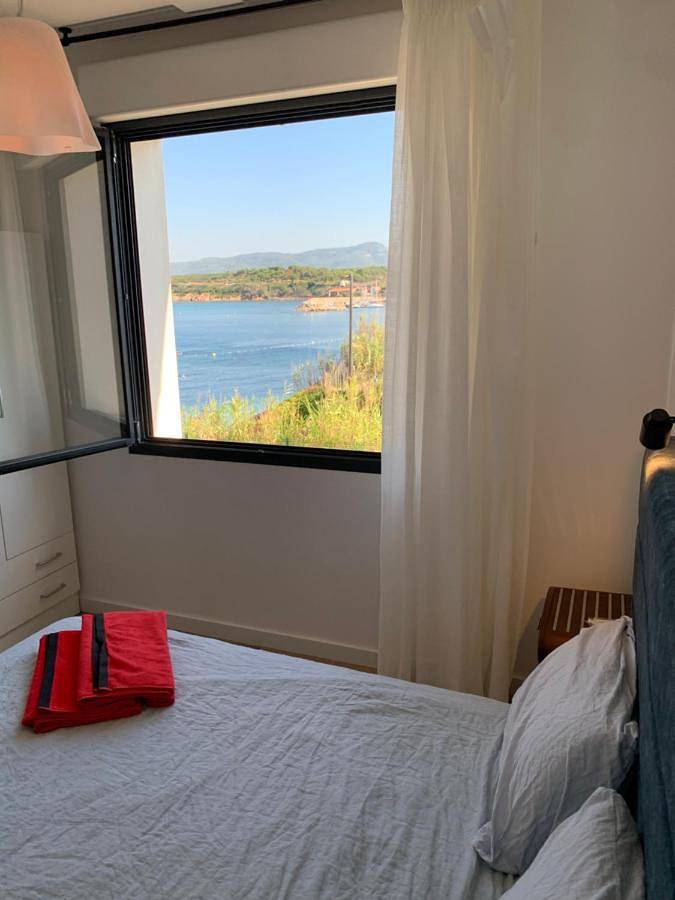 Villa pour 6 personnes, avec piscine ainsi que vue et jardin à Six-Fours-les-Plages - 2