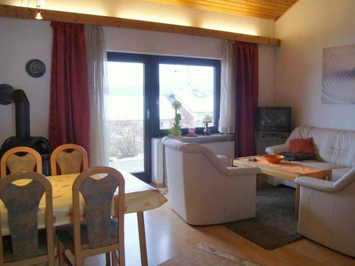 Ferienpark für 5 Personen, mit Terrasse und Ausblick sowie Garten, mit Haustier in Bayern - 4