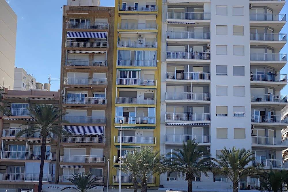 Entire apartment, Direct Access To The Sea-Edificio Montserrat 1St Linea Con El Vista En El Mar in Cullera, Costa de Valencia