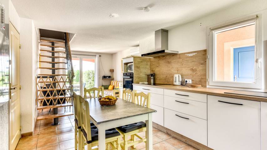 Villa pour 6 personnes, avec Terrasse et Jardin