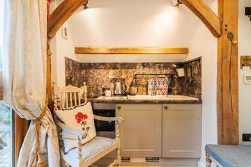 Cottage for 2 People in Turville, Buckinghamshire, Photo 3