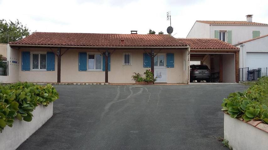 Location de vacances pour 6 personnes, avec Terrasse ainsi que Jardin et Vue à Hiers-Brouage