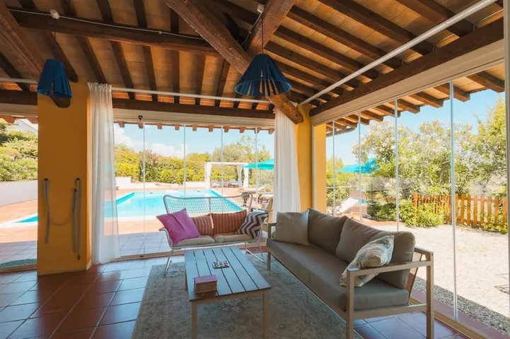 Casa vacanza per 6 persone, con panorama e piscina, con animali domestici - 1