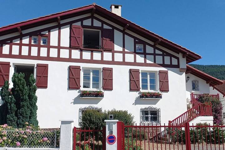 Apartamento de vacaciones para 5 personas, con piscina y jardín - 1
