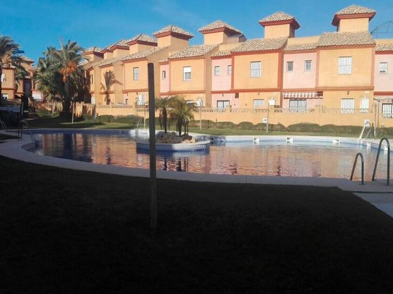 Apartamento entero, Apartamento en Lepe con piscina y jardín in Lepe, Costa de la Luz