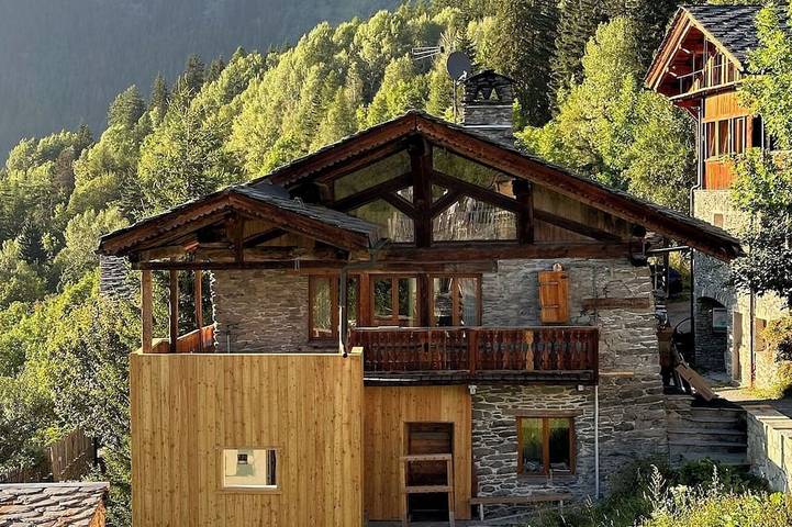 Casa rural para 15 personas, con jardín y jacuzzi - 1