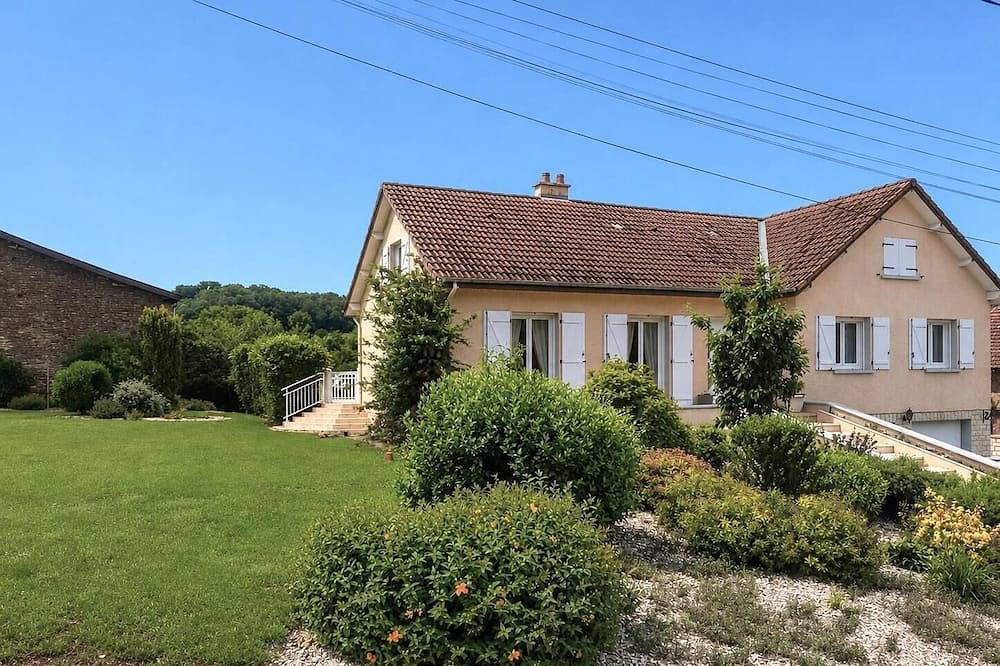 Charmant Et Sans Chichis in Signy-Montlibert, Ardennen