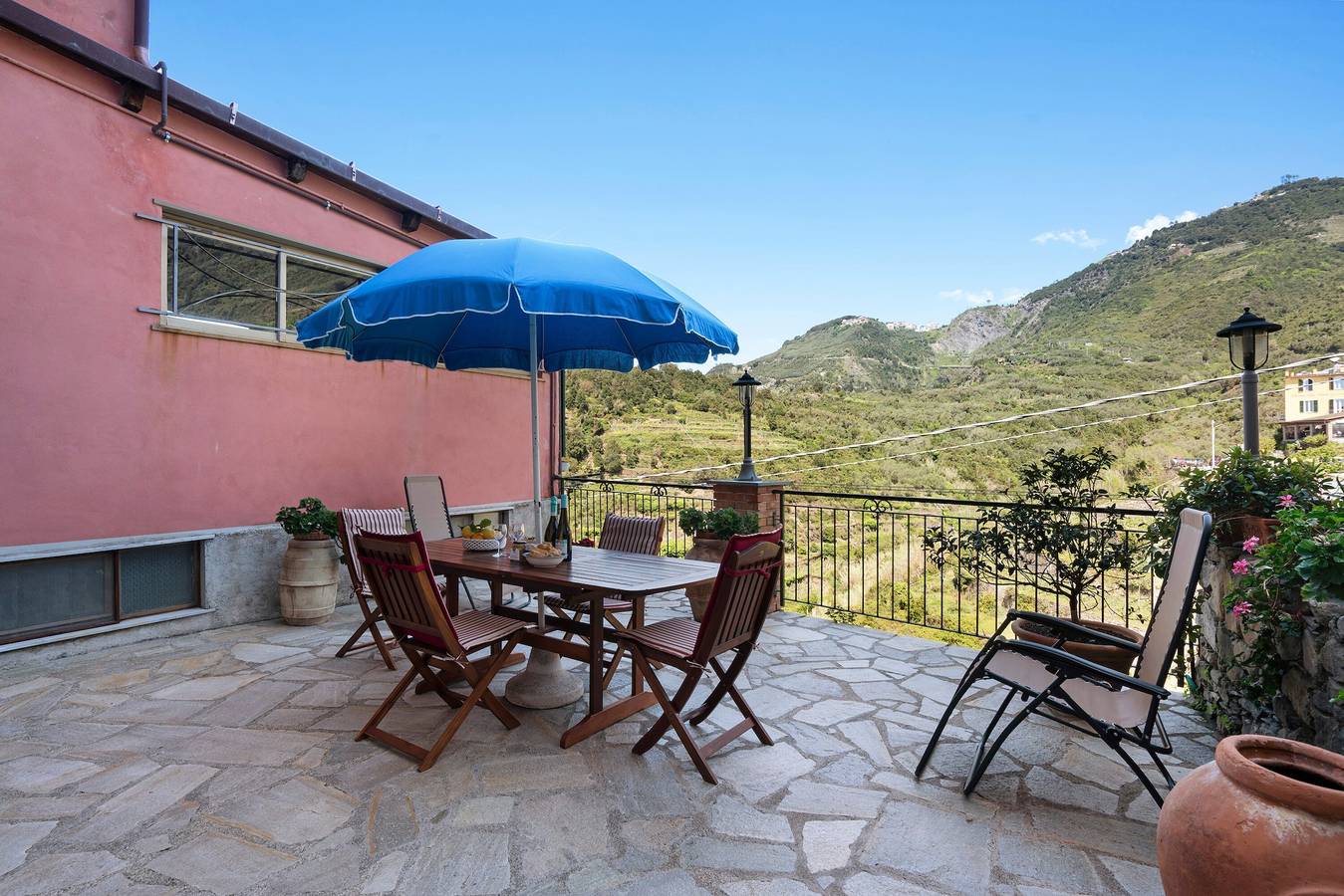 Appartamento intero, Appartamento "Aurora" con terrazza e Wi-Fi in Corniglia, Comune di Vernazza