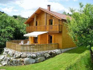 Chalet pour 9 personnes, avec terrasse et balcon/terrasse à Le Tholy