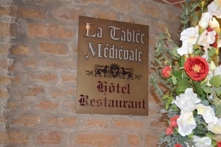 Hôtel pour 2 personnes, avec Terrasse et Piscine à Civrieux-d'Azergues