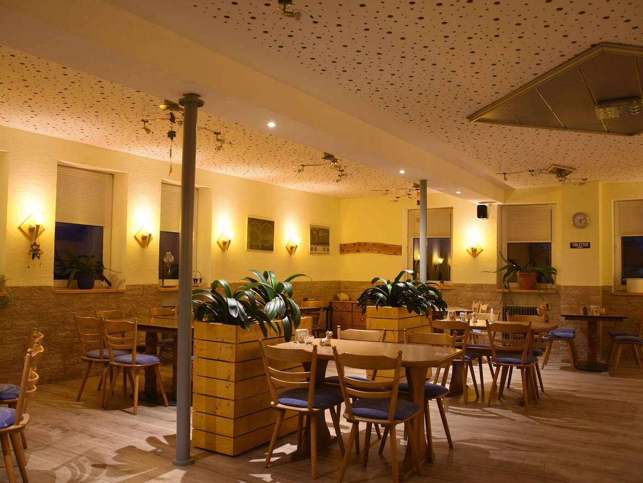 Restaurant-Pension Bürgerhof - Doppelzimmer in Bad Zwesten, Schwalm-Eder-Kreis