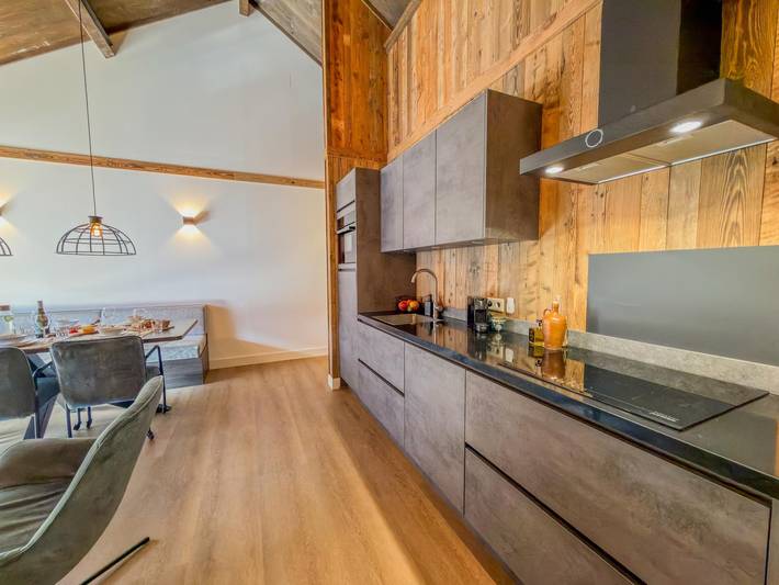 Ganze Wohnung, Luxuriöses Apartment am See mit Alpenblick in Afritz am See, Villach-Land