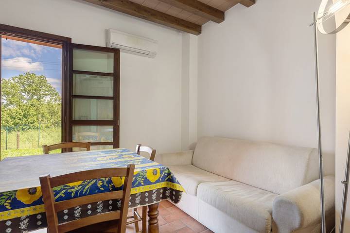 Hel enrumslägenhet, Studio Apartment 'Numero 2' with Shared Garden and Air Conditioning in Montopoli in Val d'Arno, Pisa provins