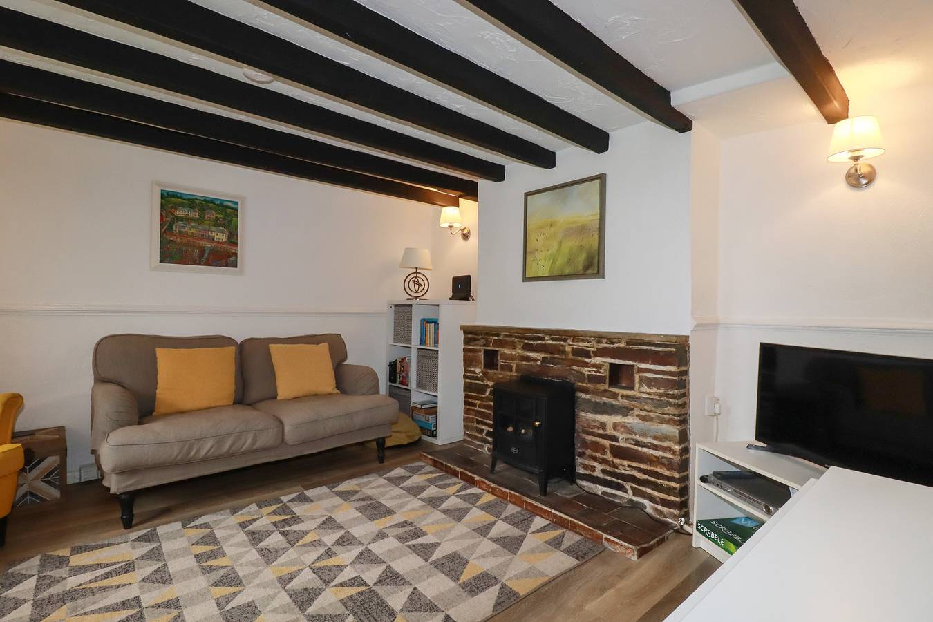 Honeysuckle Cottage in Charlestown, Cornwall