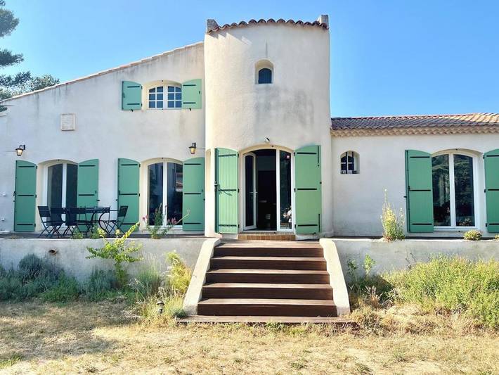 Gîte pour 8 personnes, avec jardin et vue à Cornillon-Confoux - 2