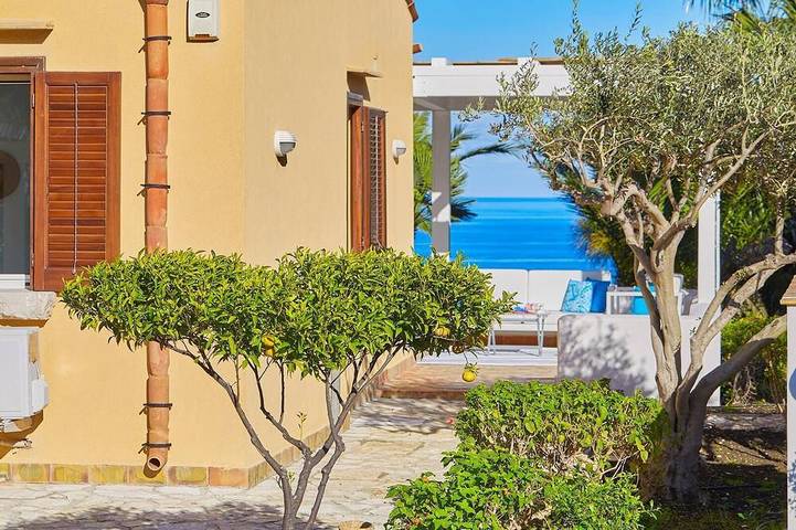 Villa Gaia, Scopello in Scopello, Castellammare del Golfo
