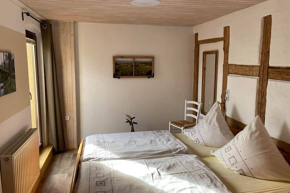Ganze Wohnung, Ferienwohnung Blick Wasserschloß - Appartement/Fewo, Bad, Wc in Weischlitz, Weischlitz & Umgebung