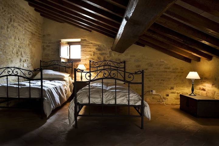 Appartement entier, Melanzio holiday apartment with garden and swimming pool in Montefalco, Province de Pérouse