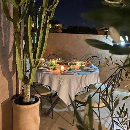 Chambre d’hôte pour 6 personnes, avec terrasse et piscine dans Palais de la Bahia - 4