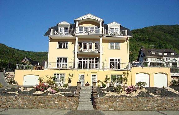 Ferienwohnung für 3 Personen, mit Balkon und Terrasse sowie Garten an der Mosel