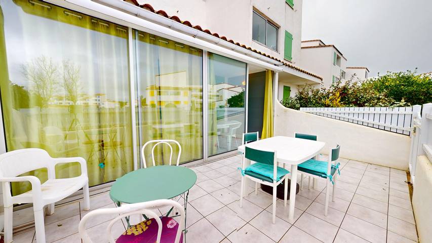 Gîte pour 4 personnes, avec terrasse dans Plage des Mouettes