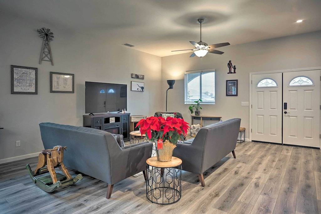 Stunning Clovis Home ~ 1 Mile to Old Town! in Clovis, Fresno County