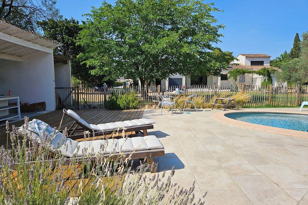 Last Minute Family home near Alpilles in Graveson, Region de Arles