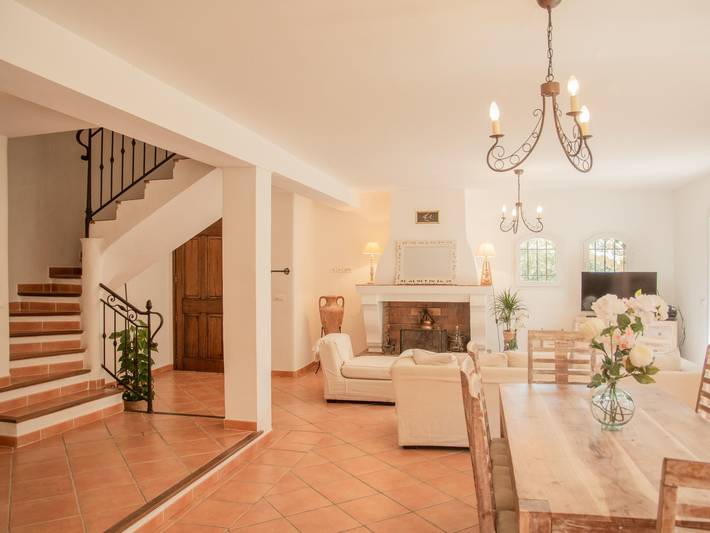 Location de vacances pour 6 personnes, avec terrasse à Cotignac - 4