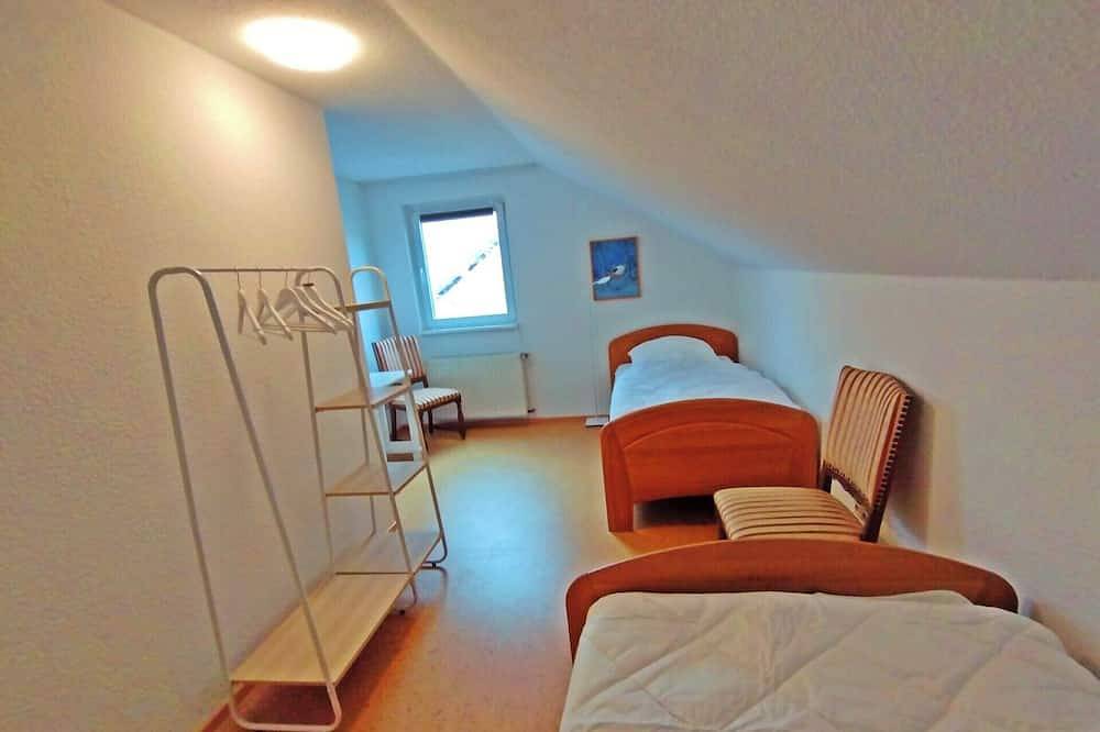 Ganze Wohnung, Cosy holiday flat in a quiet location, close to Luxembourg and Trier in Ralingen, Landkreis Trier-Saarburg