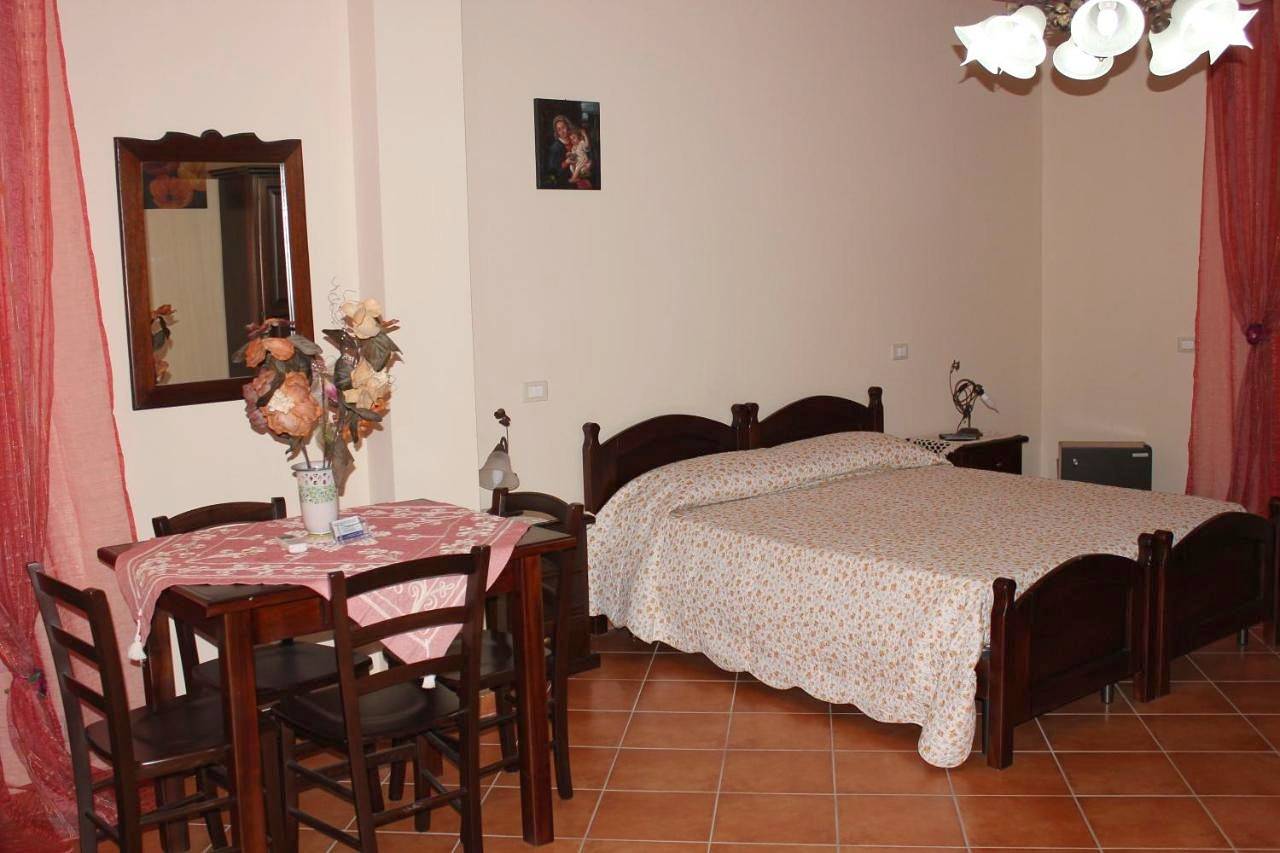 Triple Room with Balcony in Trabia, Provincia di Palermo