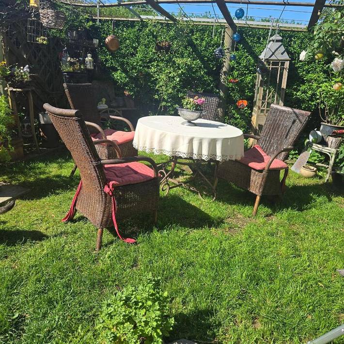 Ferienwohnung für 4 Personen, mit Terrasse und Garten sowie Pool und Ausblick
