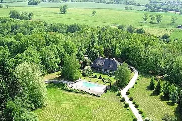 Location de vacances pour 6 personnes, avec jardin à Nexon