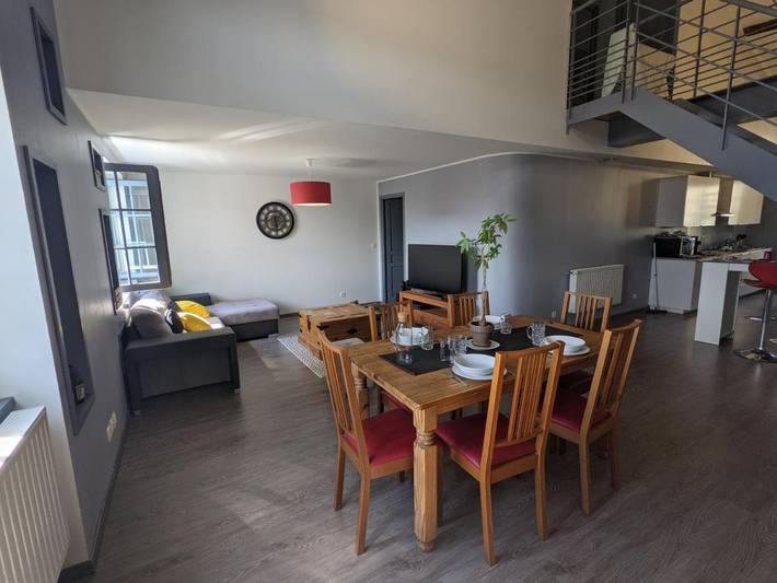 Gîte pour 8 personnes, avec vue dans Office de Tourisme du Puy en Velay - 3
