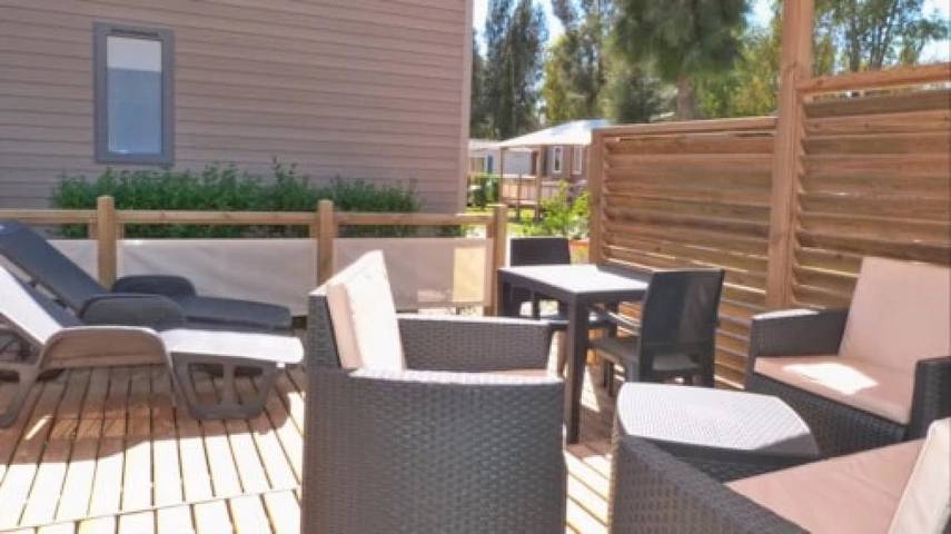 Camping für 2 Personen, mit Kinderpool in Giens - 4