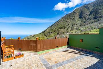 Casa de vacaciones para 5 personas, con jacuzzi y terraza en Valle de la Orotava