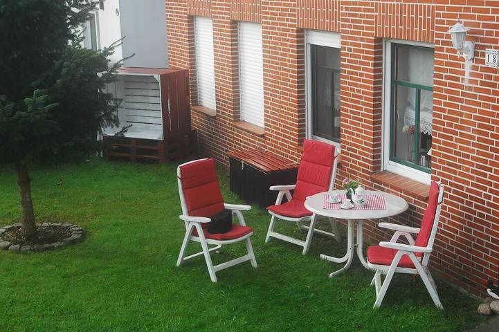Ferienwohnung für 5 Personen, mit Garten in Grünendeich