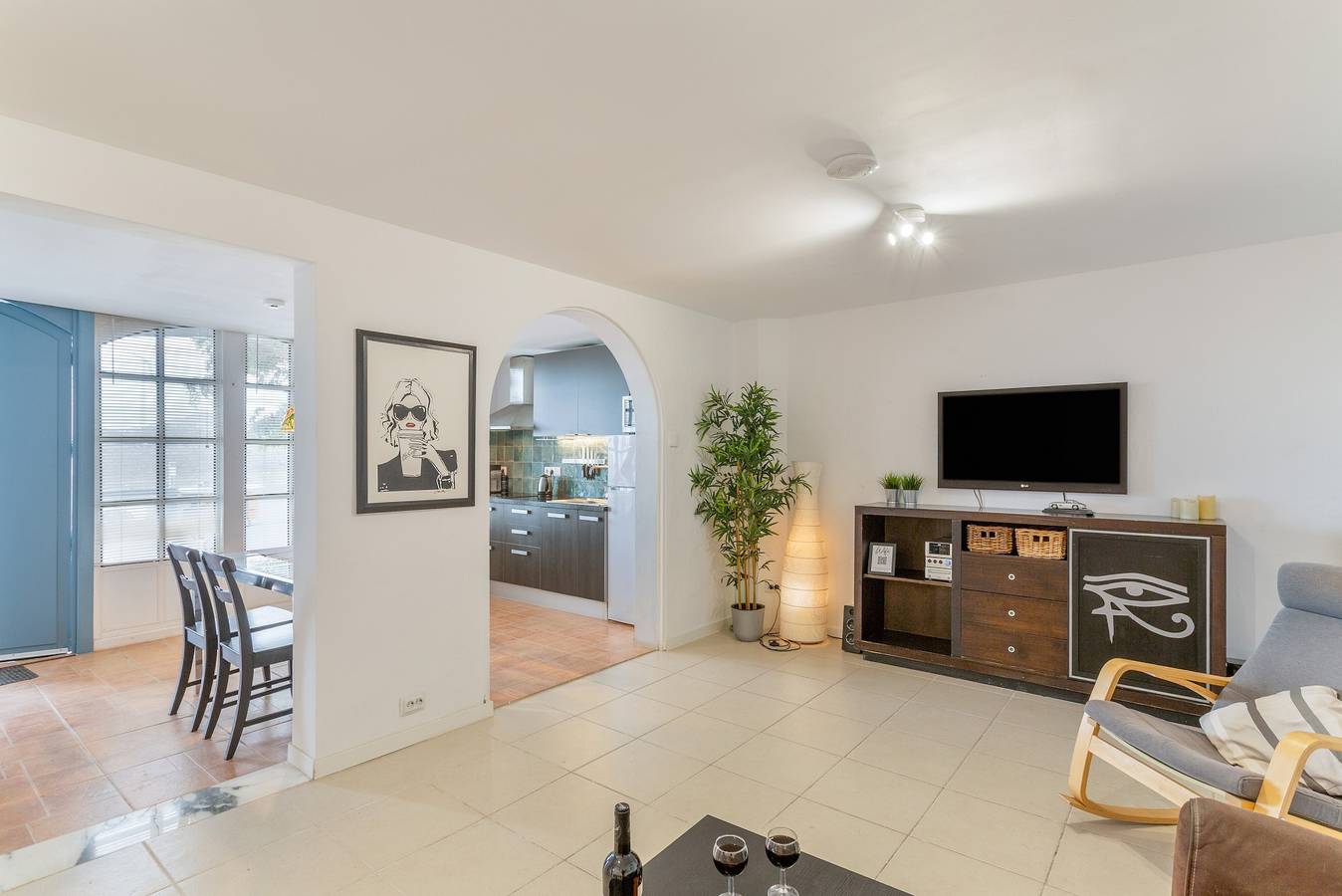 Apartamento entero, Apartamento vacacional 'El Doctoral' con vistas al mar, wifi y aire acondicionado in Santa Lucía de Tirajana, Gran Canaria Sur