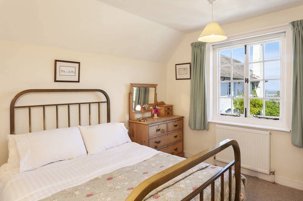 Coachmans Cottage, West Porlock in Porlock, Somerset