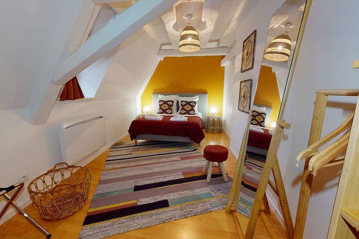 Appartement entier, Lazare ac 103m2 avec terrasse city center 4br 2bth in Colmar, Région de Colmar