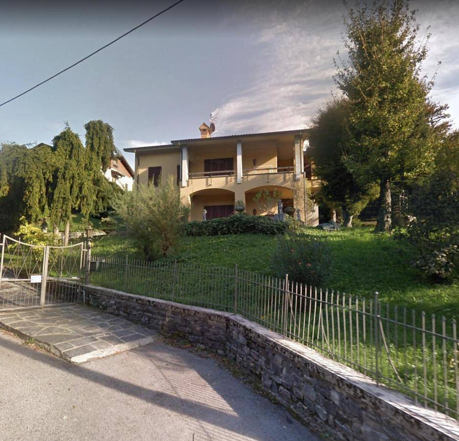 Villa Dei Cedri in Asso, Gemeinde Asso