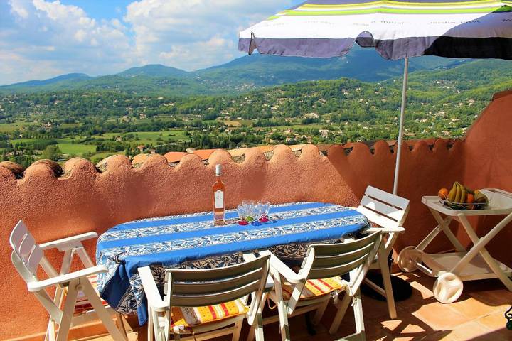 Casa vacanze 'Au Bon Accueil' con vista montagna, terrazza privata e Wi-Fi in Fayence, Draguignan e dintorni